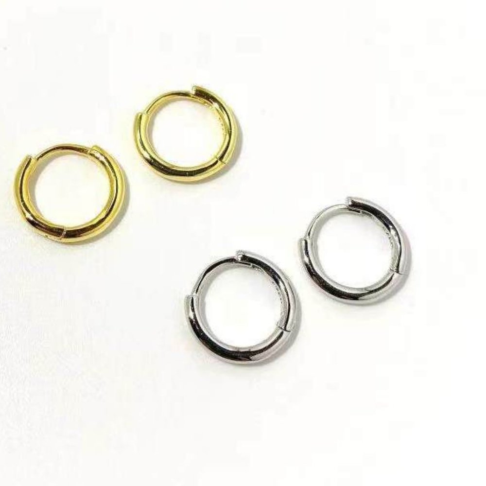 18k Gold Plated Sterling silver hoop Earrings - Picture 3 of 8